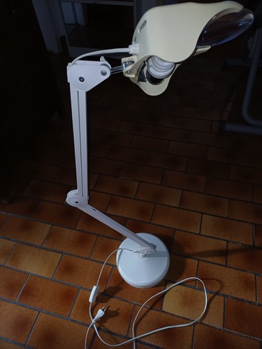 Lampe loupe sur - sur, daylight