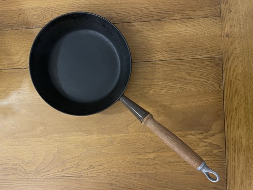 Poêle creuset fonte - poêle,