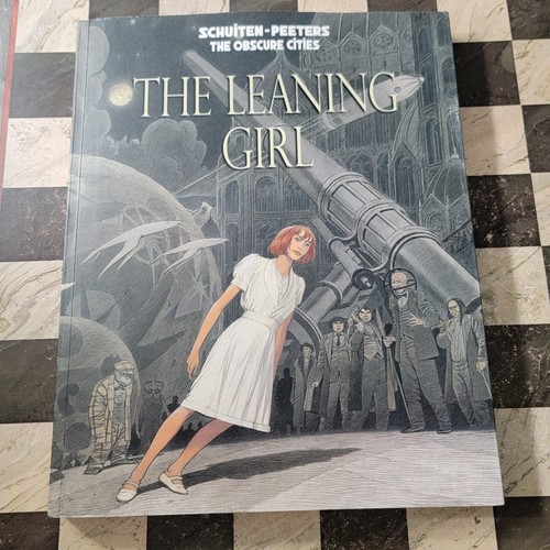 The leaning girl - the,