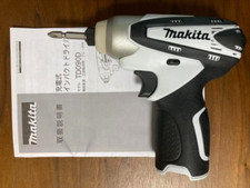 Makita TD090DZW