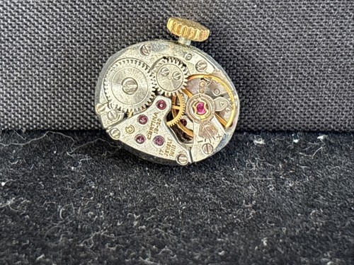 Mouvement montre mécanique - mouvement,