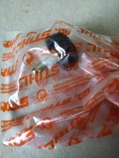 11131409200 Bouton fermeture capot de filtre à air d'origine tronçonneuse STIHL