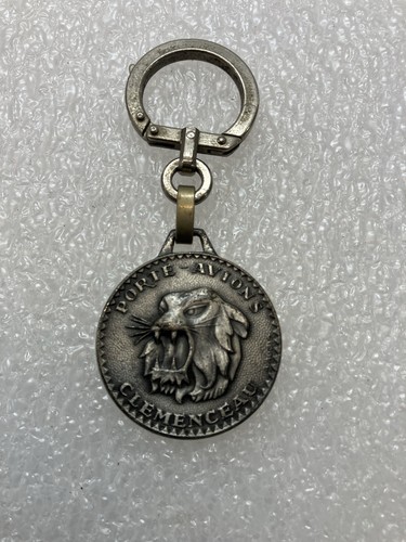 Porte clé augis - porte,
