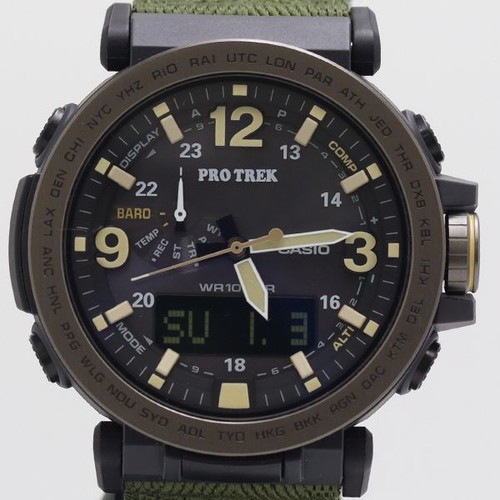 Montre analogique solaire pour
