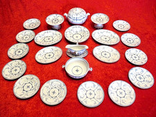 DINETTE FAIENCE VILLEROY ET BOCH 1880 - DRESDEN DECOR - 22 IMPECCABLE PIECES