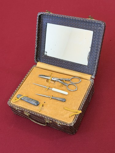 Boîte nécessaire couture - boîte,