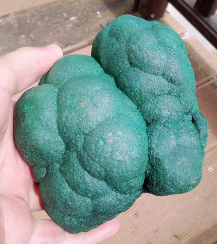 974gr 128x103x59mm malachite