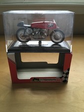 PROTAR VINTAGE GILERA 4 CIL. 500CC MOTORCYCLE WORLD CHAMPION 1954