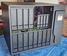 Serveur NAS QNAP-TS1635ax +