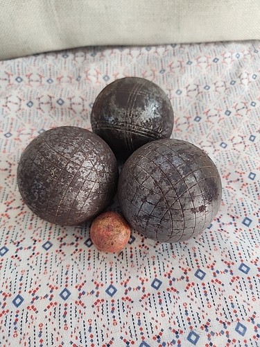 Ancienne boules petanque - ancienne,