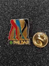 Pin's Pins Pin Enamel 20  Fabriquant De Fil Et  Laine "PHILDAR"  