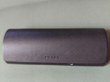boitier lunettes Prada