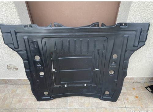 Cache protection sous - cache, moteur