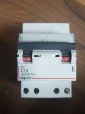 Disjoncteur Tetra 4P DX3