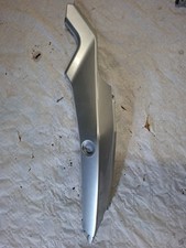 CARENAGE LATERAL GAUCHE