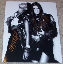 ICONA POP CAROLINE HJELT & AINO JAWO SIGNED AUTOGRAPH 8x10 PHOTO D w/PROOF