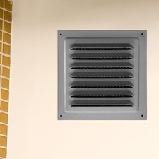 Persienne de volet, sortie