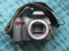 Nikon D D3000 10.2MP Digital