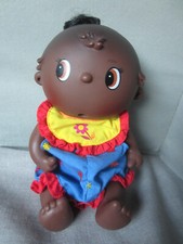 Petite poupée corolle Beedibies 20 cm .