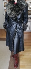 Manteau en cuir et fourrure femme taille M