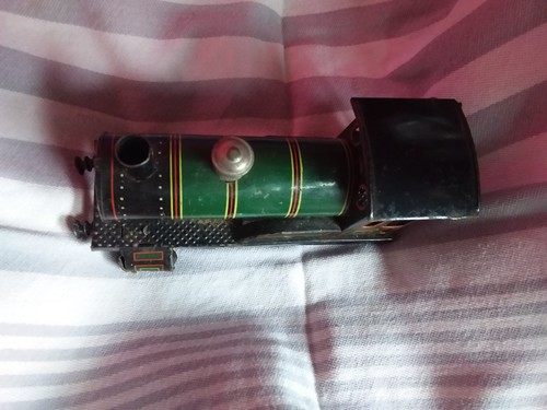 Train patent en tôle - patent,