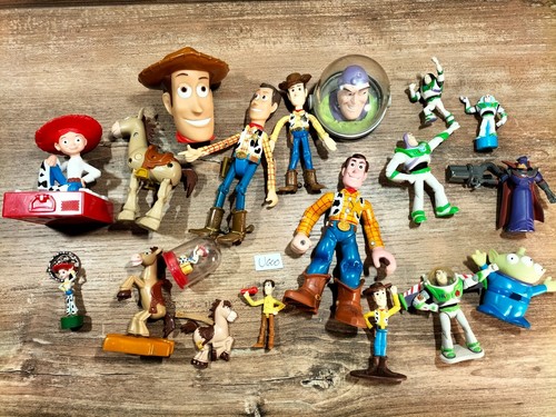 Lot u600 figurines - u600:,