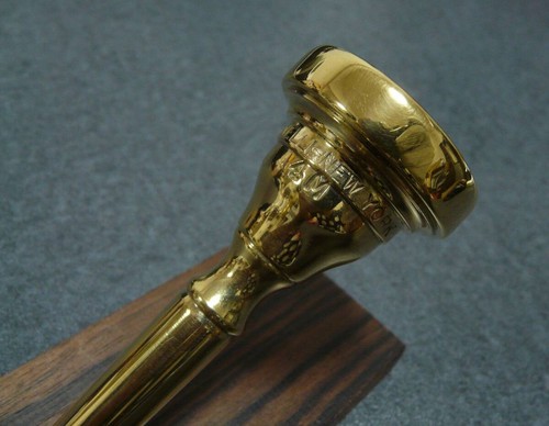 Embouchure trombone vintage