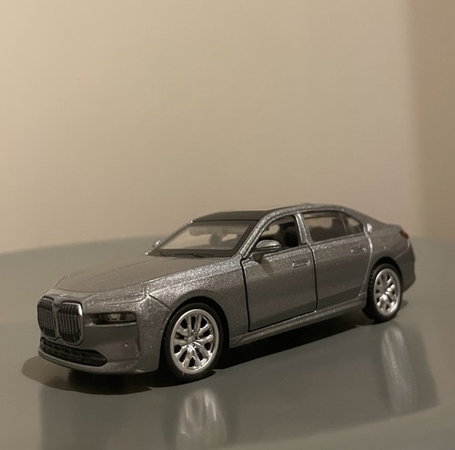 Voiture miniature bmw série - miniature, 7