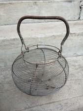 VIT2 - Ancien panier á oeufs