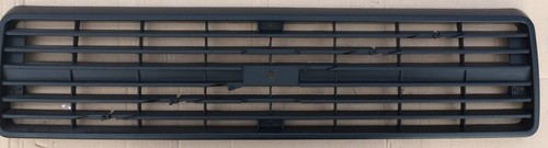 Grille calandre neuve - calandre,