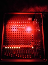 table de mixage analogique