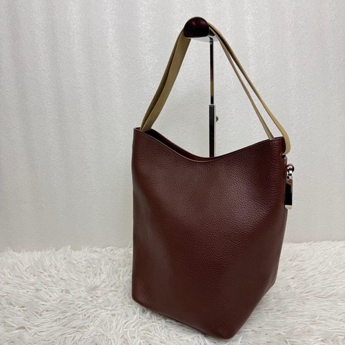Sac main seau cuir - en,
