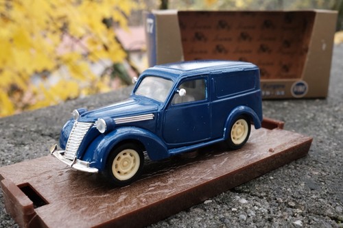 Brumm r177 fiat 1100 - r177, e