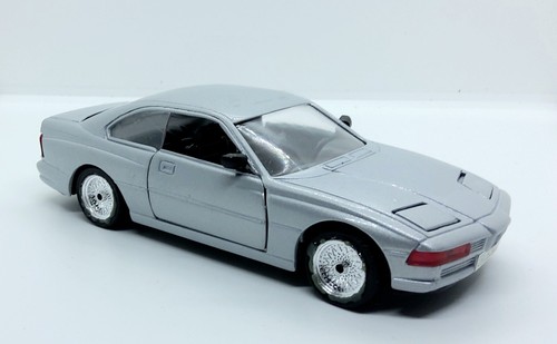 Bmw 850i métal - métal,