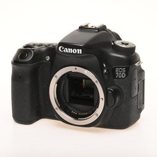 Canon EOS 70D env. 19 000