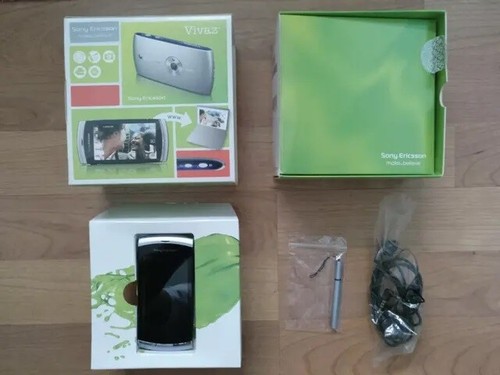 Sony ericsson vivaz u5i - ericsson, moon