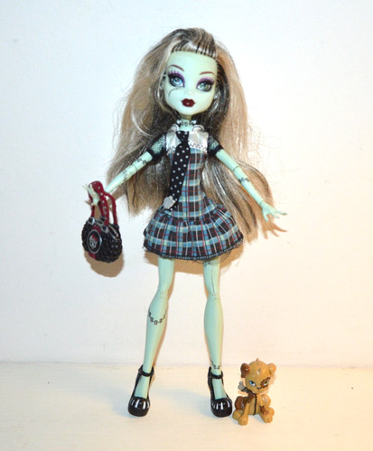 Poupée monster high - monster,