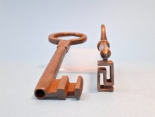 ANCIENNES CLES FER FORGE