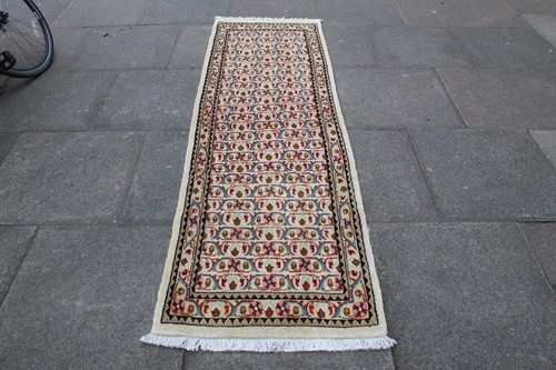 Tapis couloir fait - fait, main