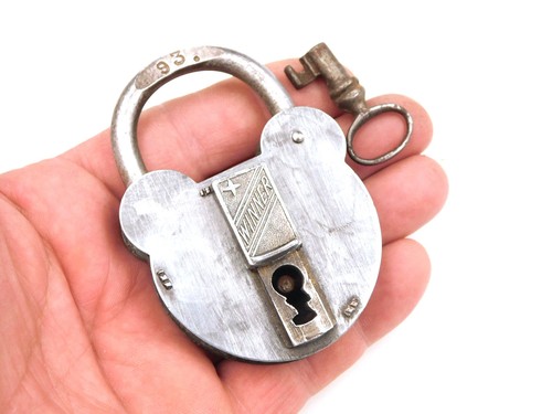 Ancien cadenas winner avec - winner,