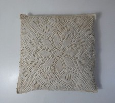 coussins au crochet écru