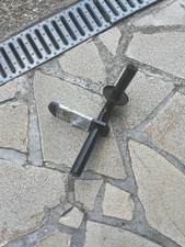 Fusée d’essieu broche