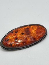 XB – Grande Broche Ambre