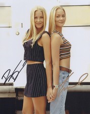 The Daniel Sisters autographed 8x10 Photo COA