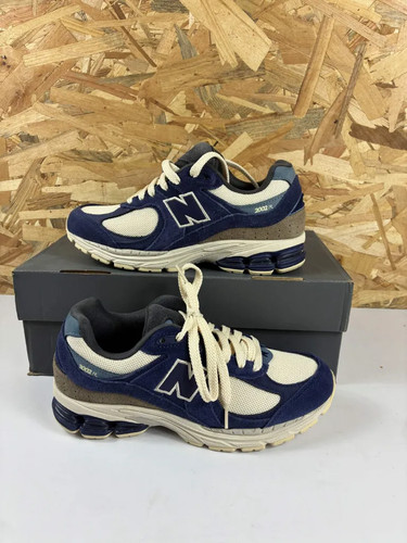 Baskets new balance 2002r navy - new,