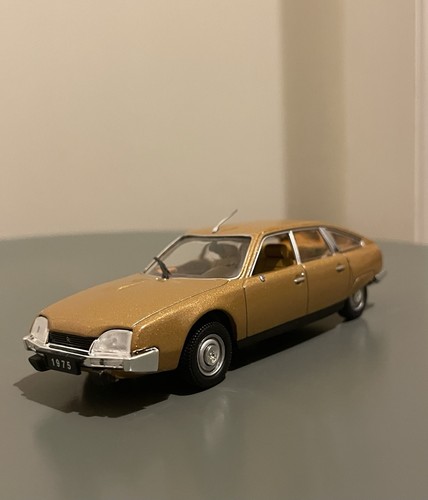 Voiture miniature citroen - voiture,