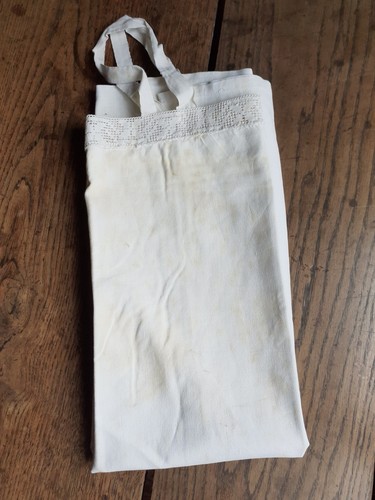 Linge ancien trousseau chemise
