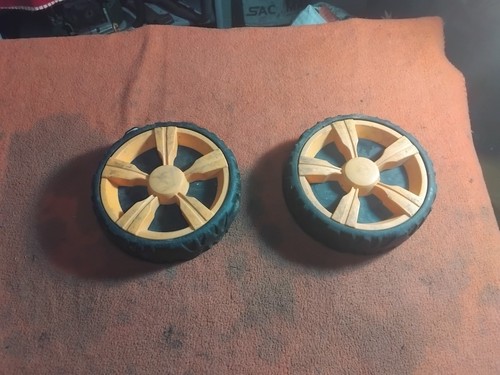Roue avant jaune tondeuse - roue,