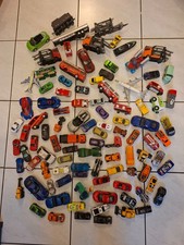 Gros LOT voitures miniatures  - marques diverses - état moyen / bon