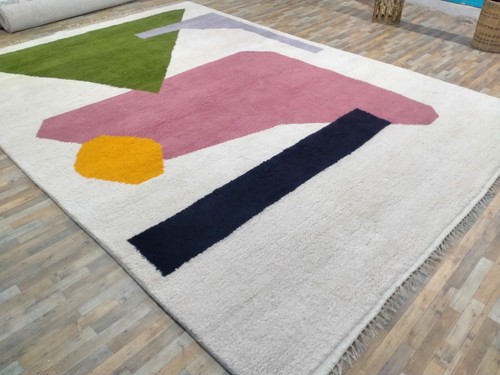 Nouveau tapis berbère